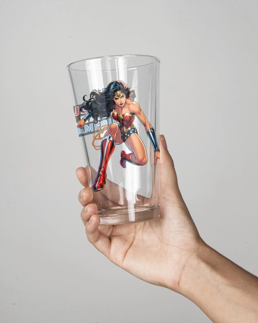 WONDER WOMAN EARTH 1 READY Pint Glass (with Free Shipping) - JLA READY