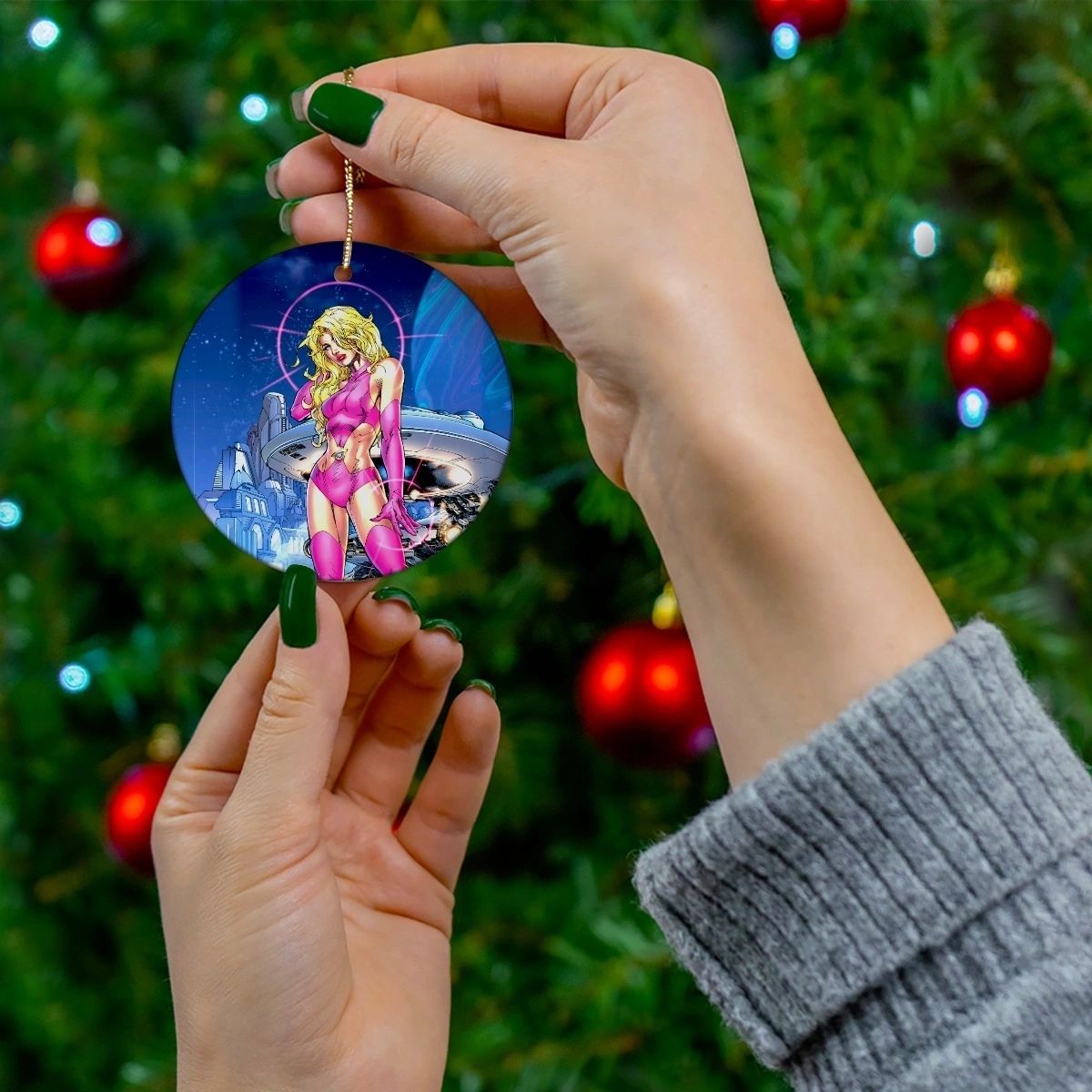 SATURN GIRL ORNAMENT