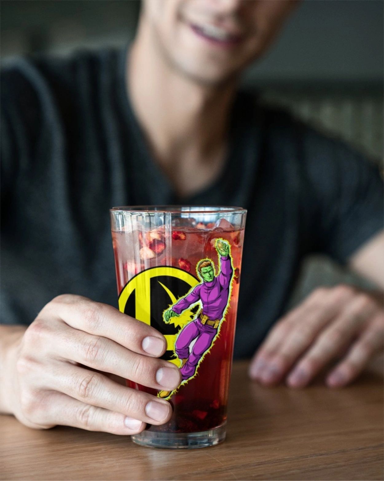 BRAINIAC 5 Pint Glass (with Free Shipping)